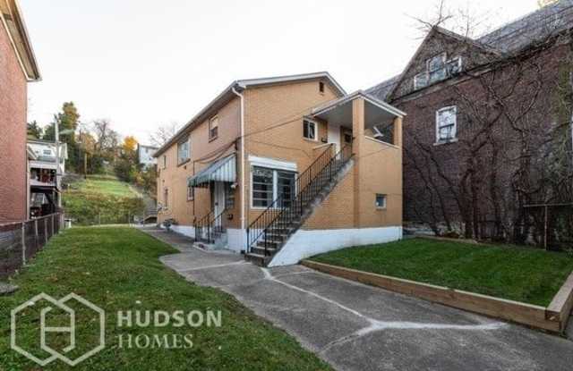 333 Broadway Avenue