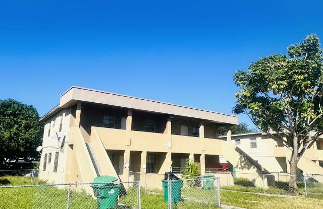 3235 NW 48th St. #3237