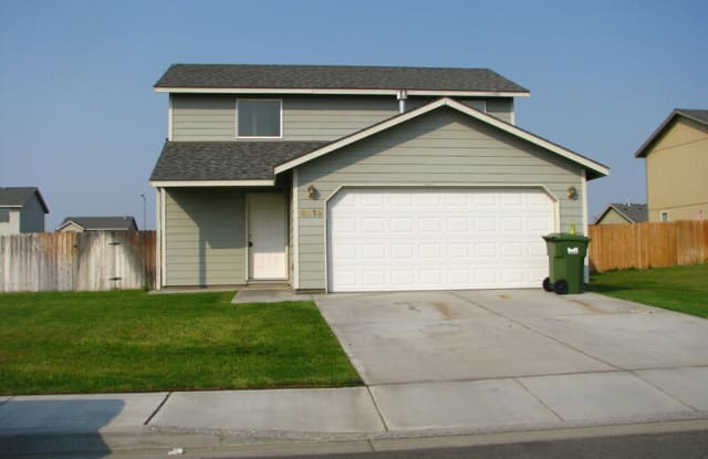 8619 Overland Ct. - 8619 Overland Court, Pasco, WA 99301