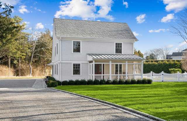 Photo of 30 Club Lane