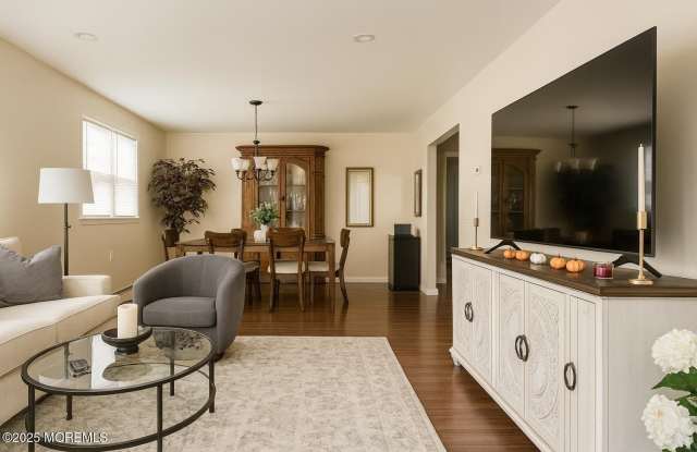 515 Jamaica Boulevard