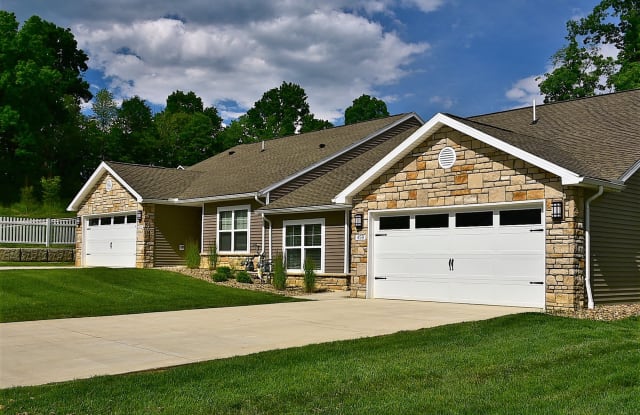 Photo of Redwood Cuyahoga Falls West Bath Road