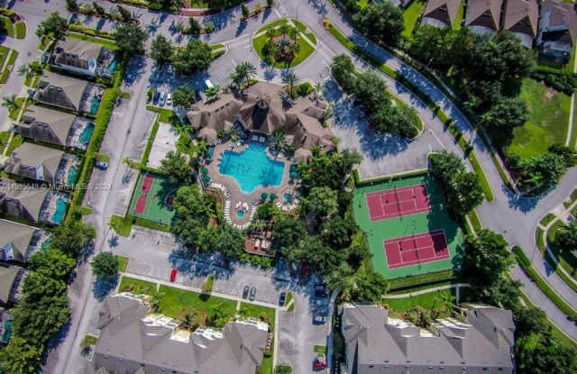 8100 Princess Palm LN