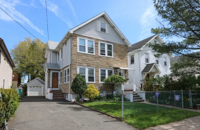 297 DEGRAW AVE - 297 Degraw Avenue, Bergen County, NJ 07666