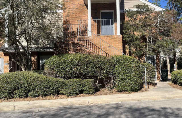 Photo of 1932 WATERFORD PLACE