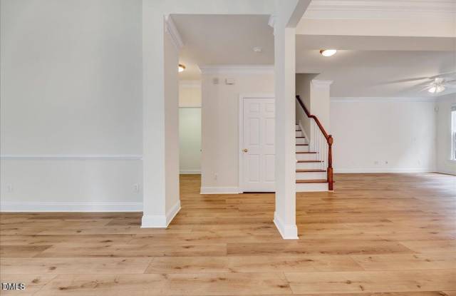 9410 Harvest Acres Court