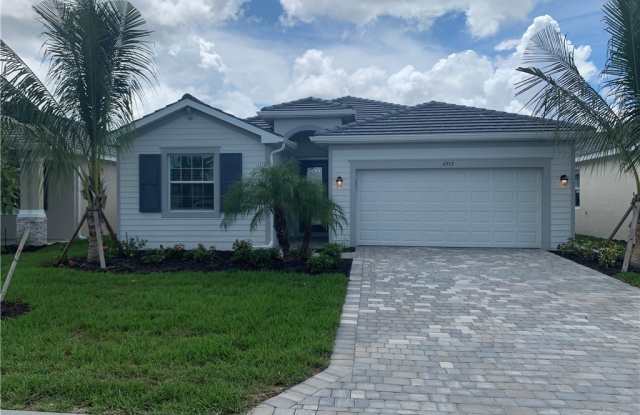 4357 Bluegrass Drive - 4357 Bluegrass Drive, Fort Myers, FL 33916