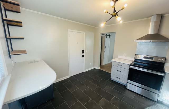 Guilford Ave Building