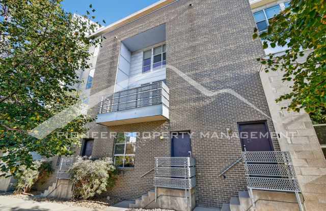 Photo of Stunning Condo with City Views and 2 Reserved Parking Spaces