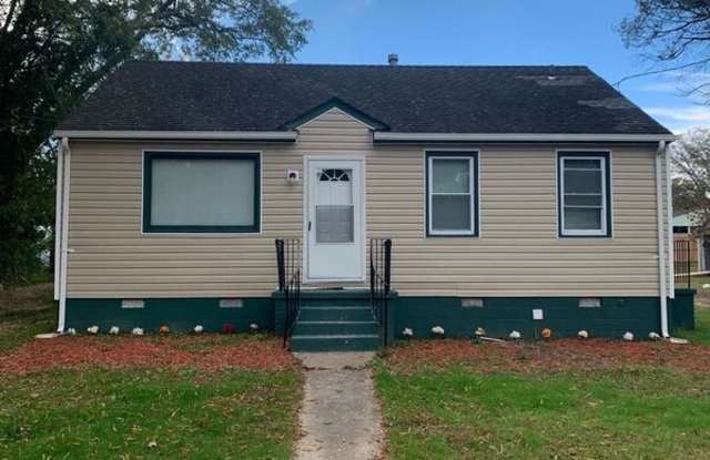 1504 Central Ave