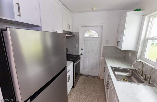 21043 Bersell Avenue