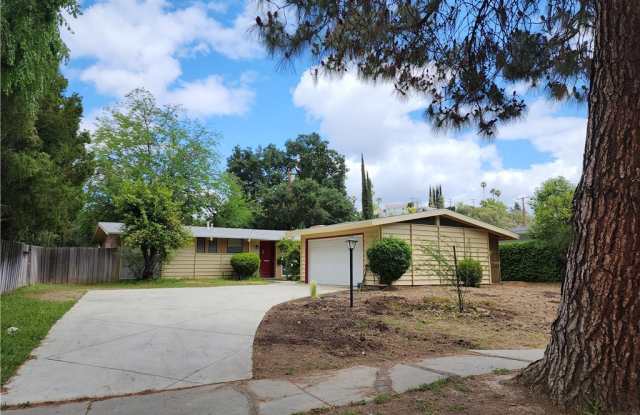 22841 Calabash Street - 22841 Calabash Street, Los Angeles, CA 91364