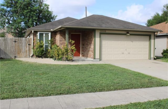 13205 Oglethorpe Dr - 13205 Oglethorpe Drive, Corpus Christi, TX 78410