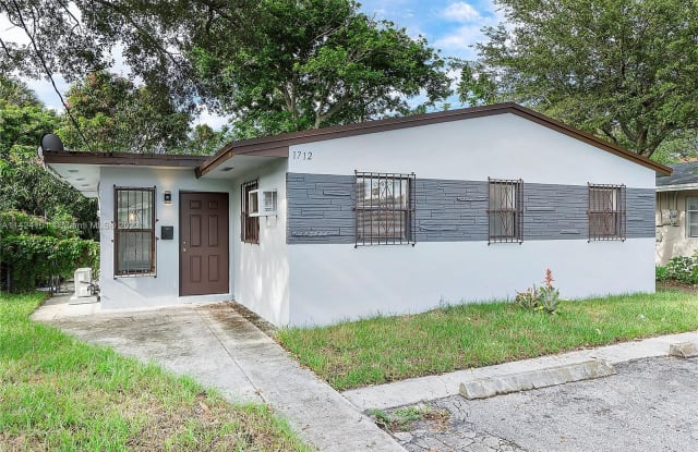 1712 SW 11th Ct - 1712 Southwest 11th Court, Fort Lauderdale, FL 33312