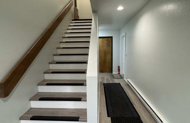 5801 Rocky Mountain Court