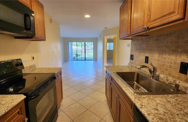 8745 NW 39th St - 8745 Northwest 39th Street, Sunrise, FL 33351