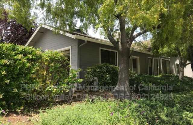 222 Berryknoll Court