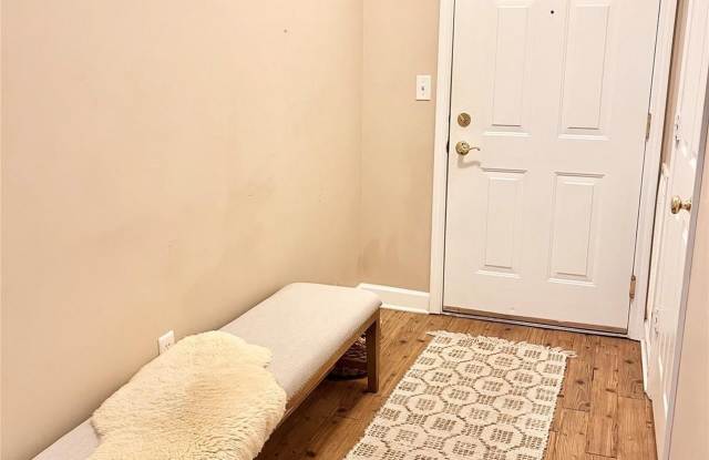 11264 Hyde Pointe Court