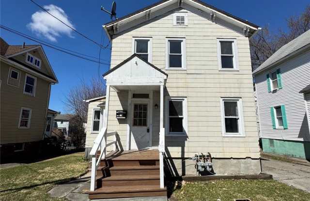 34 Broad Street unit: 1