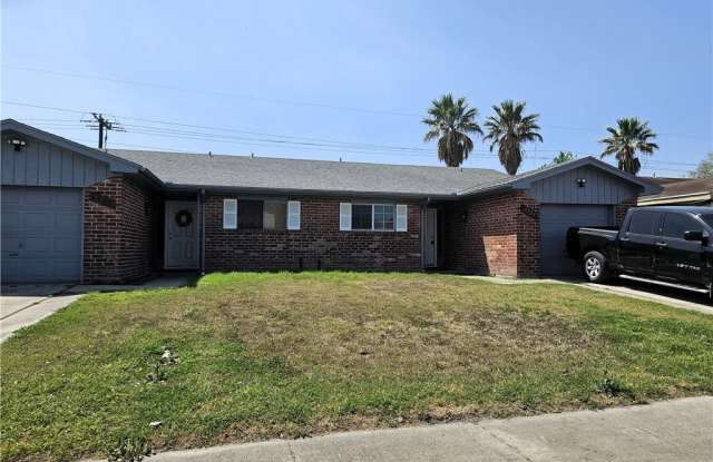 3729 La Paz Drive unit: 3731