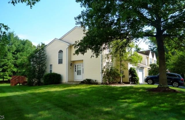 14 Watchung Trl - 14 Watchung Trail, Somerset County, NJ 08876