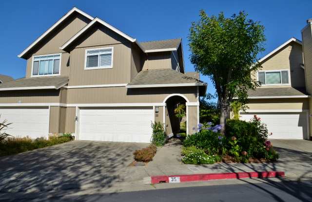 35 Dowitcher Way