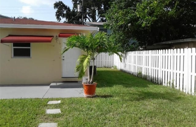 6127 GARFIELD ST - 6127 Garfield Street, Hollywood, FL 33024