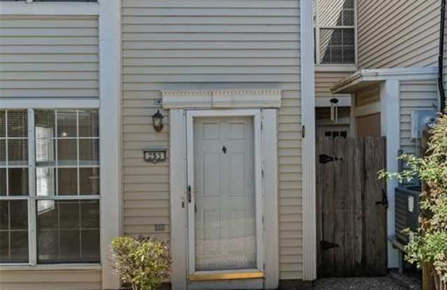 253 Settlers Park Drive