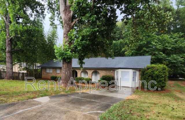 Photo of 2830 Knollview Dr