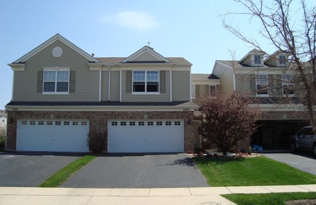 2605 Evergreen Circle - 2605 Evergreen Circle, McHenry, IL 60050