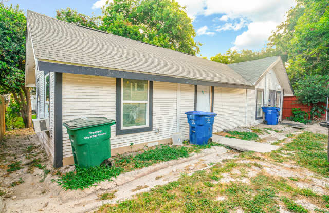 125 Glenwood Court - 202
