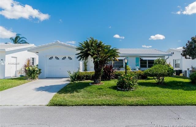 1904 SW 17th Ave - 1904 Southwest 17th Avenue, Boynton Beach, FL 33426