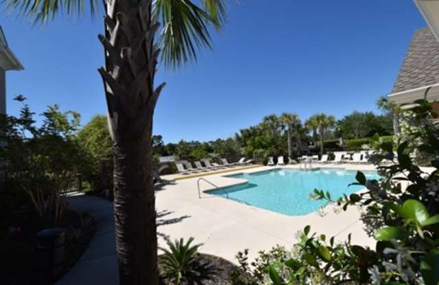 3 BR / 3 BA @ Bridgepointe