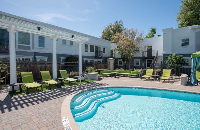 Ramblewood Apartments