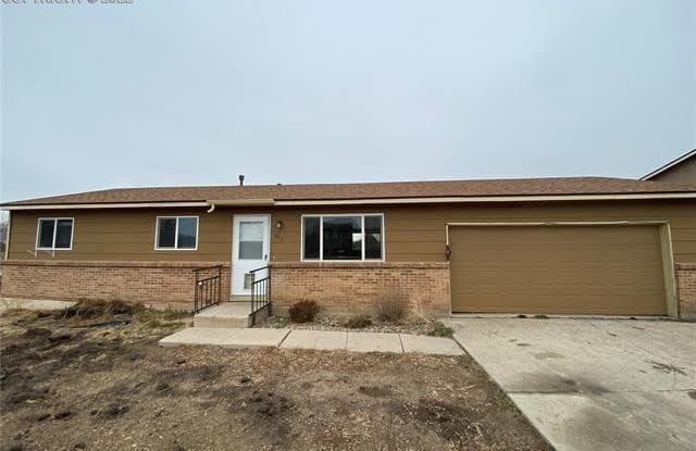 1812 S Hampton Street - 1812 Hampton S, Stratmoor, CO 80906