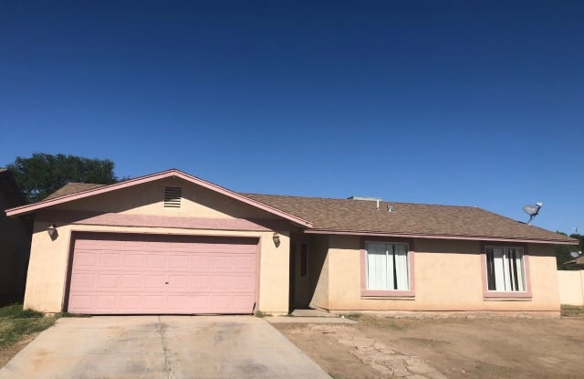 620 W 12 PL - 620 West 12th Place, Somerton, AZ 85350