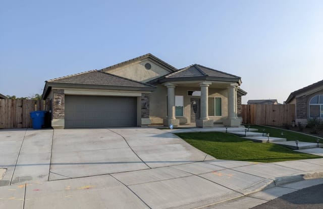 6004 Calatrava Dr. - 6004 Calatrava Drive, Bakersfield, CA 93311