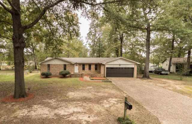 120 Foxdell - 120 Fox Dell Cir, Jacksonville, AR 72076