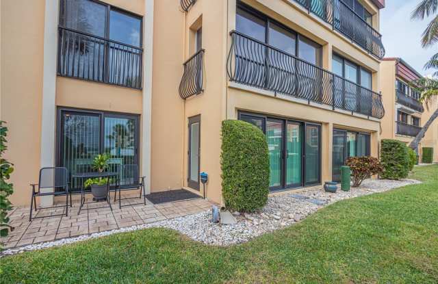 845 S GULFVIEW BOULEVARD