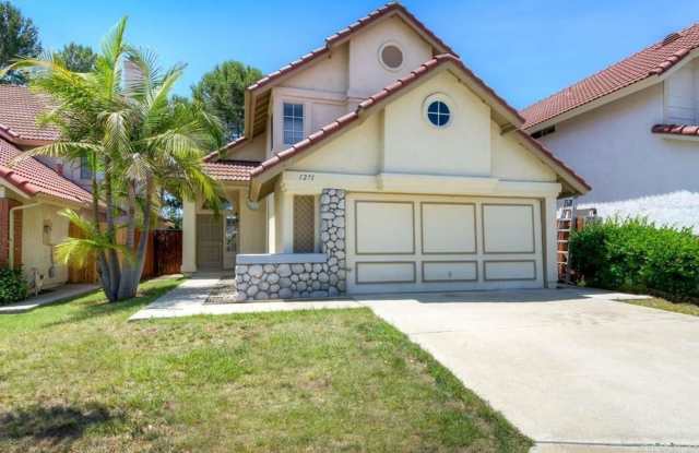 Photo of West San Marcos Three Bedroom Two 1/2 Bathroom for Rent