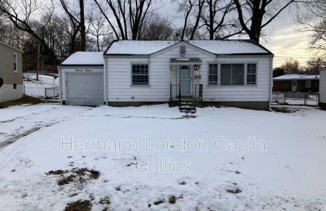 1112 Grenshaw Drive