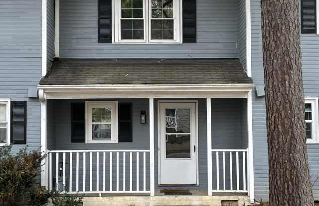 6909 Glendower RoadUnit B