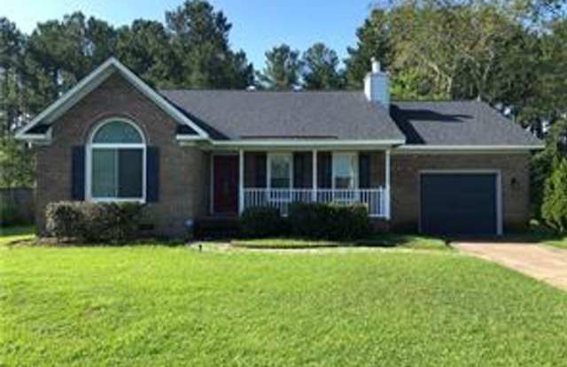 6740 Foxberry Dr - 6740 Foxberry Road, Fayetteville, NC 28314