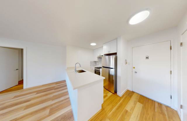 2627 Hillegass Avenue