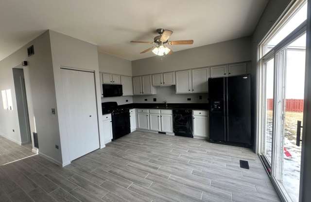401 Gregory Lane