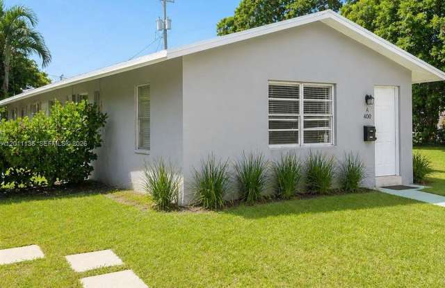 400 SE 14th St