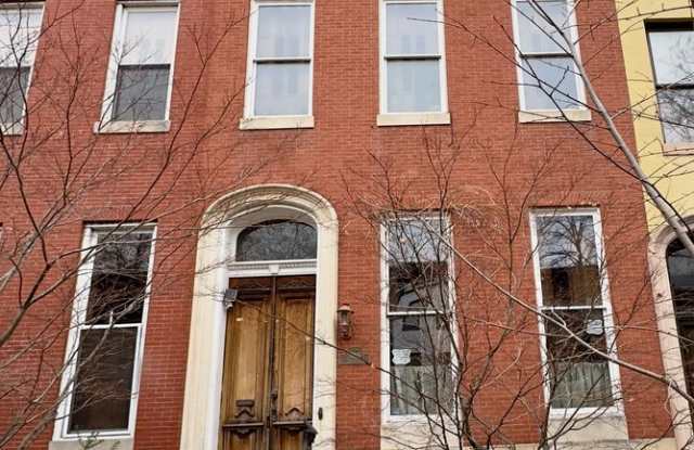 Photo of Charming 2 Bedroom/2 Bathroom Apartment in Bolton Hill, MD!