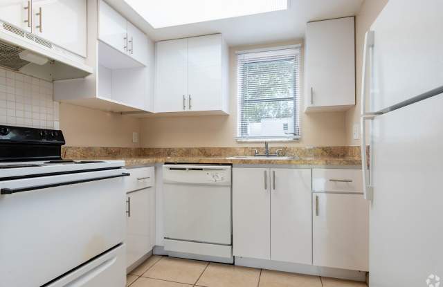 Peppertree Apartments