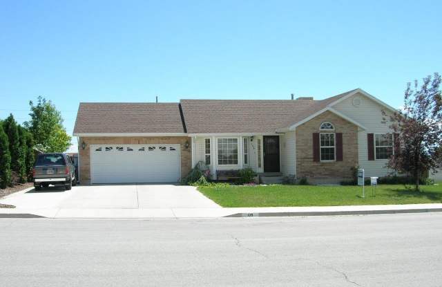 Beautiful rambler in quiet Pleasant Grove neighborhood