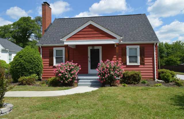 207 E Fairview Avenue